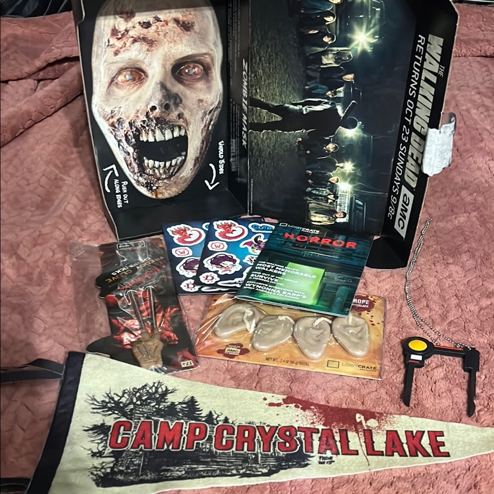 Walking Dead and Horror Collectibles Bundle
